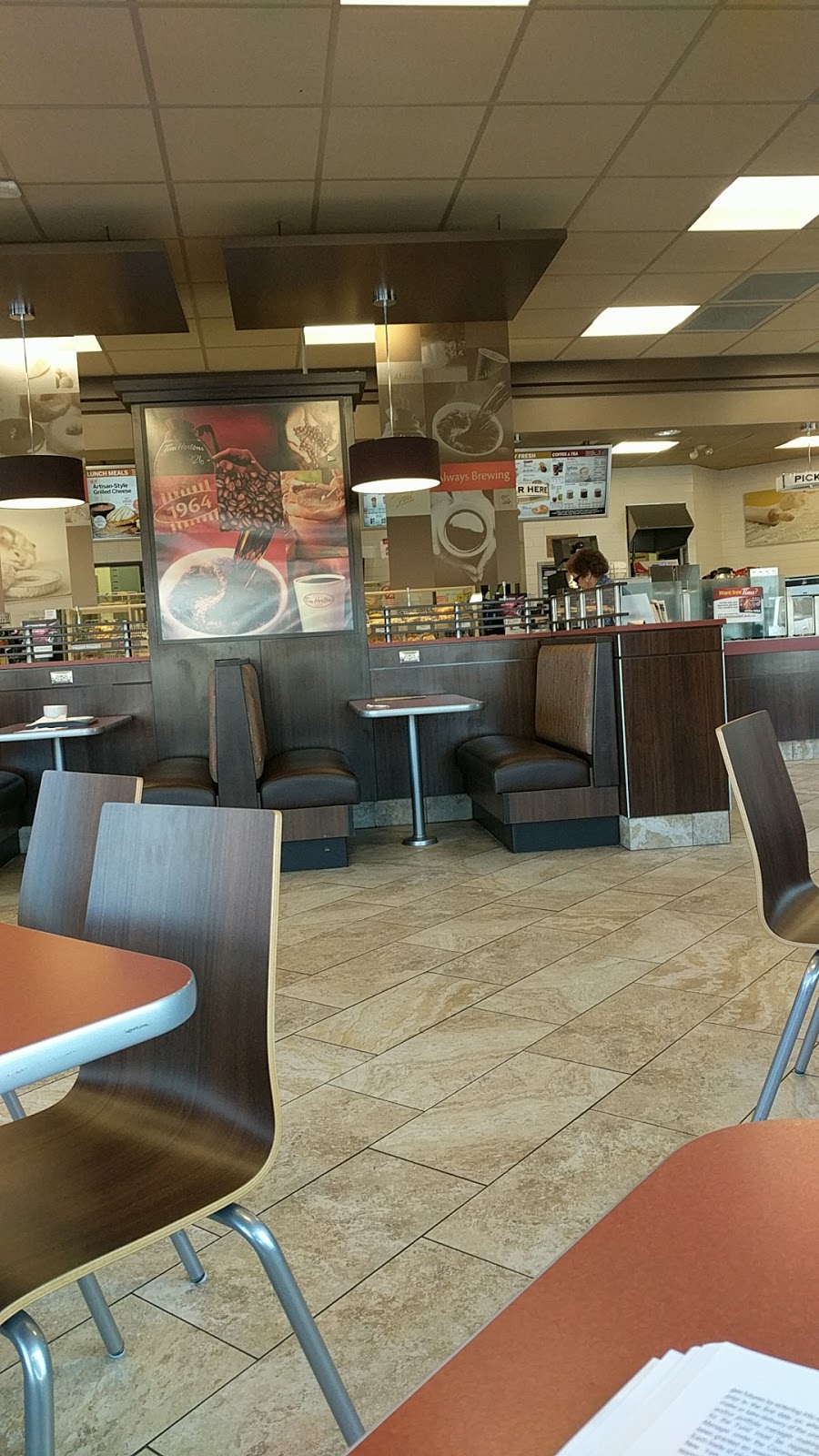 Tim Hortons | 235 Dundas St E #233, Trenton, ON K8V 1L8, Canada | Phone: (613) 392-4542