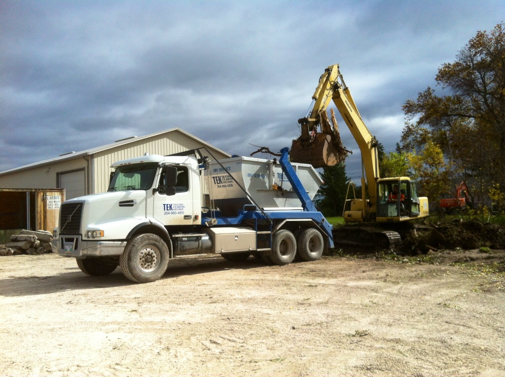 TEK Trucking Excavating Kirchner Inc | 5005 La Verendrye Road, Oak Bluff, MB R4G 0B7, Canada | Phone: (204) 960-4810