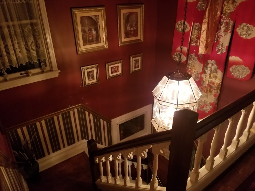 Blue Gables B&B | 4305 Simcoe St, Niagara Falls, ON L2E 1T5, Canada | Phone: (647) 865-5575