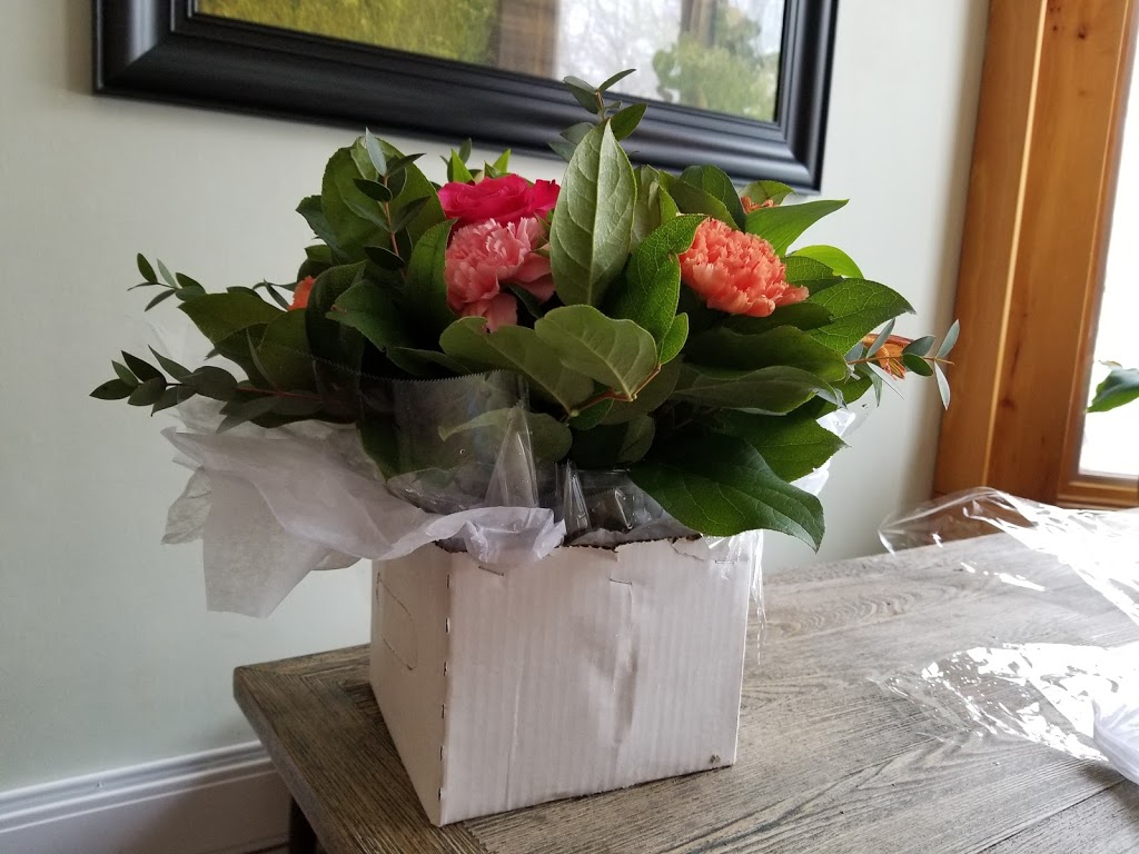 Ridgeway Florist | 291 Parkside Dr, Waterdown, ON L0R 2H0, Canada | Phone: (905) 689-8288
