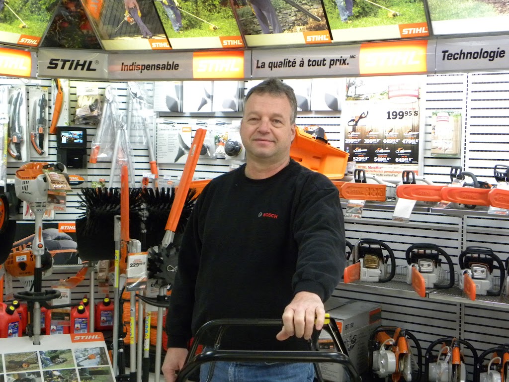 Arco Centre De Location Inc | 10800 Rue Pascal-Gagnon, Montréal-Nord, QC H1P 1Z8, Canada | Phone: (514) 328-1313