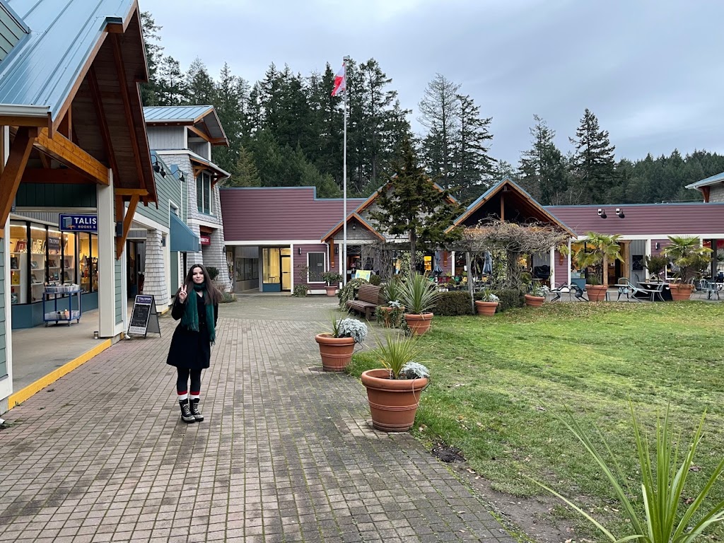 The Denby On Pender | 3829 Cutlass Ct, Pender Island, BC V0N 2M2, Canada | Phone: (778) 321-2563