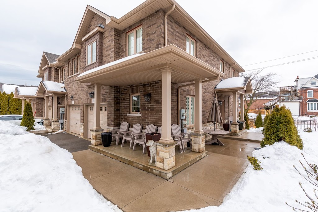 Larry Paletta Team Paletta RE/MAX Escarpment Realty Inc. | 860 Queenston Rd, Stoney Creek, ON L8G 4A8, Canada | Phone: (905) 971-5981
