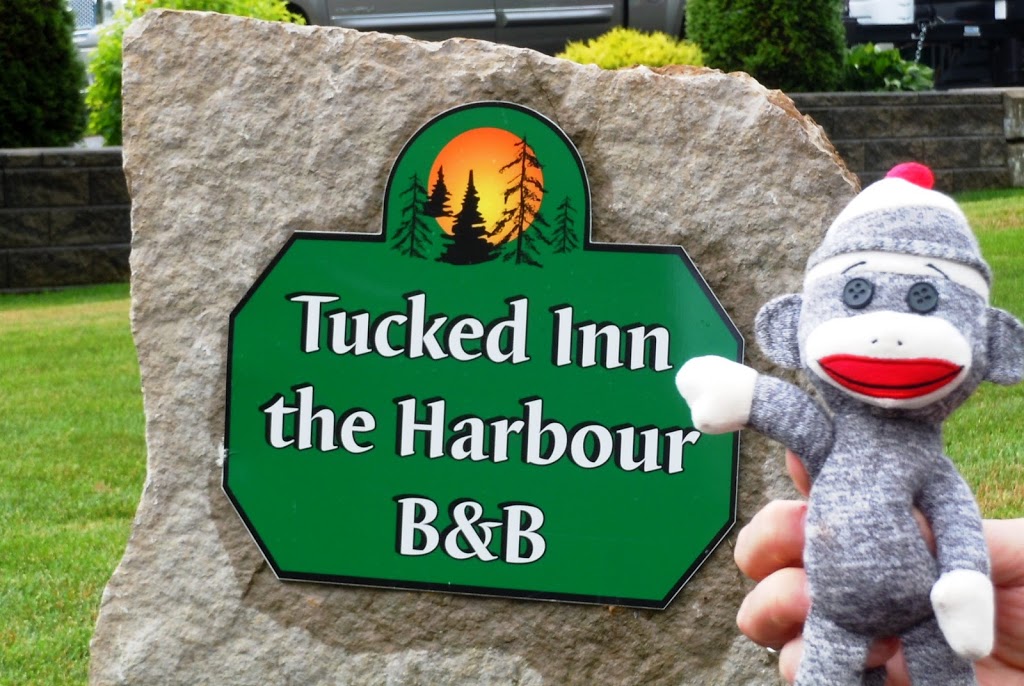 Tucked Inn the Harbour B&B | 197 Robins Point Rd, Victoria Harbour, ON L0K 2A0, Canada | Phone: (705) 534-4196