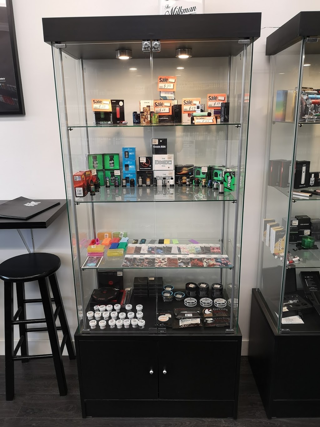 Vape Street Canada | 6694 Hastings St, Burnaby, BC V5B 1S3, Canada | Phone: (604) 320-0550