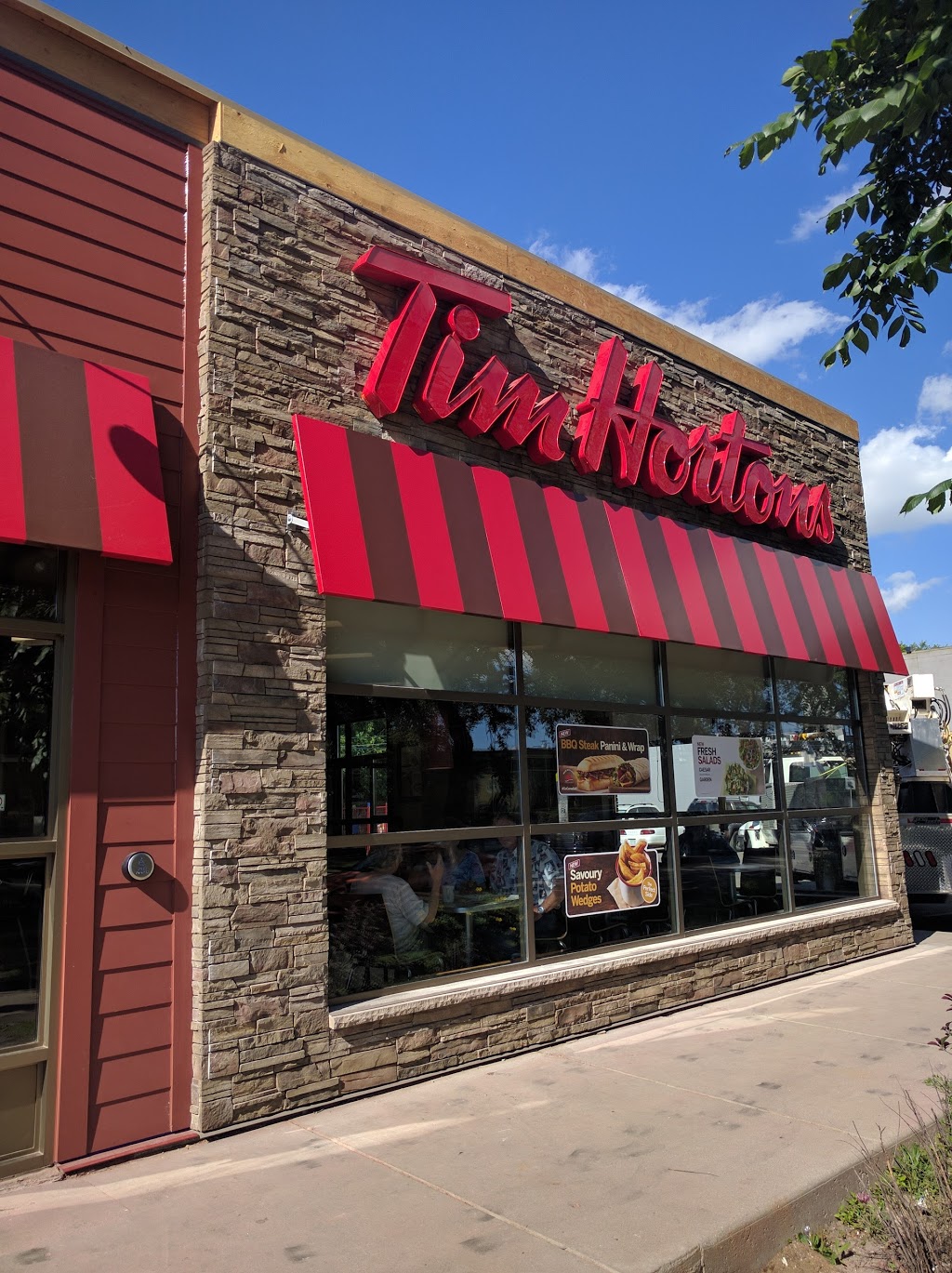Tim Hortons | 16 33 St E, Saskatoon, SK S7K 0R7, Canada | Phone: (306) 652-0967