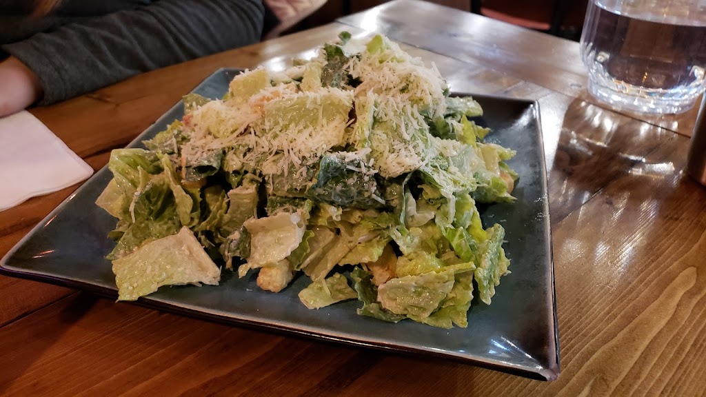 Red Rock Pizza Canmore | 1005 Cougar Creek Dr #100, Canmore, AB T1W 1E1, Canada | Phone: (403) 675-4443