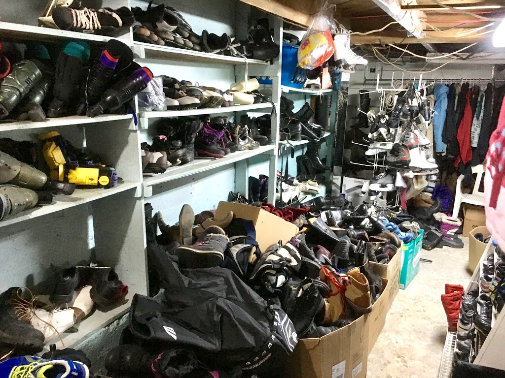 Service de vêtements de la Petite-Nation | 87 Route 321 S, Saint-André-Avellin, QC J0V 1W0, Canada