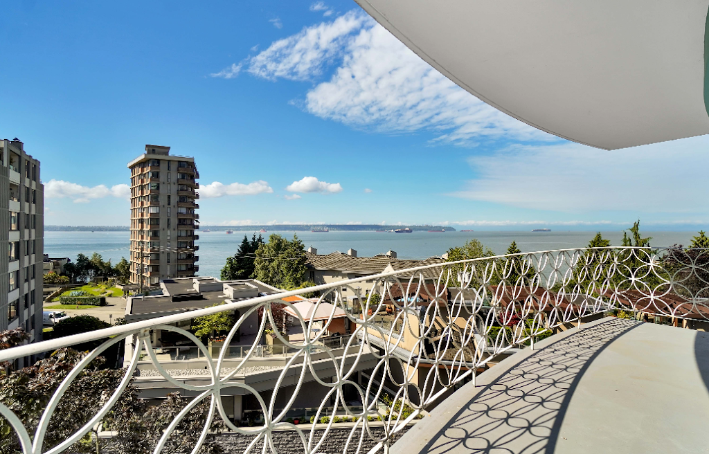 2190 Bellevue Avenue | 2190 Bellevue Ave, West Vancouver, BC V7V 1C4, Canada | Phone: (604) 861-5422