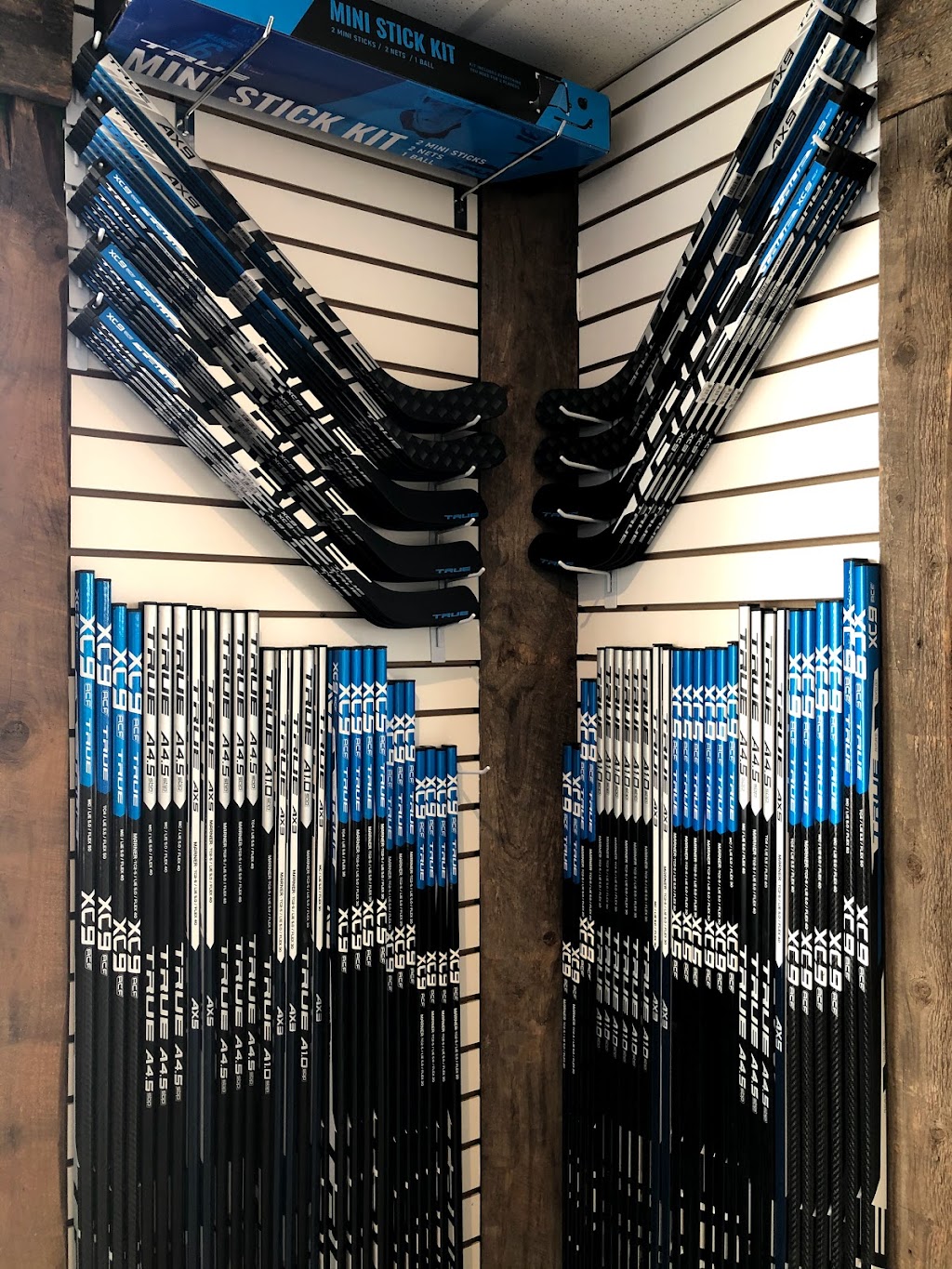 Roofdaddy’s Pro Shop | 306 Julien St, Pembroke, ON K8A 3P7, Canada | Phone: (613) 401-4078