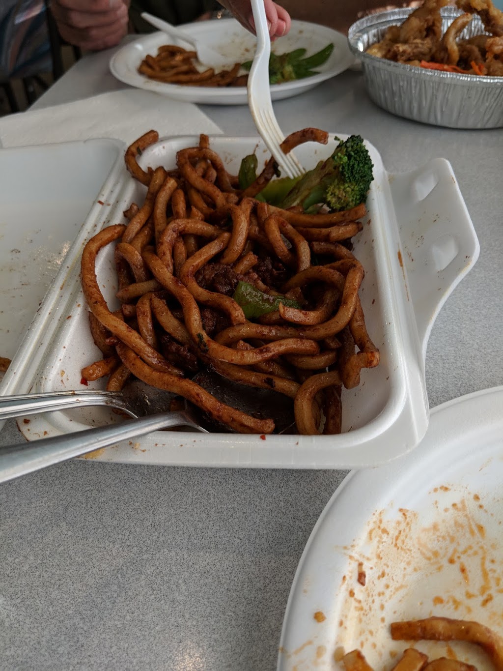 Ginger Garden | 806 68 St NE, Calgary, AB T2A 6X7, Canada | Phone: (403) 248-0050