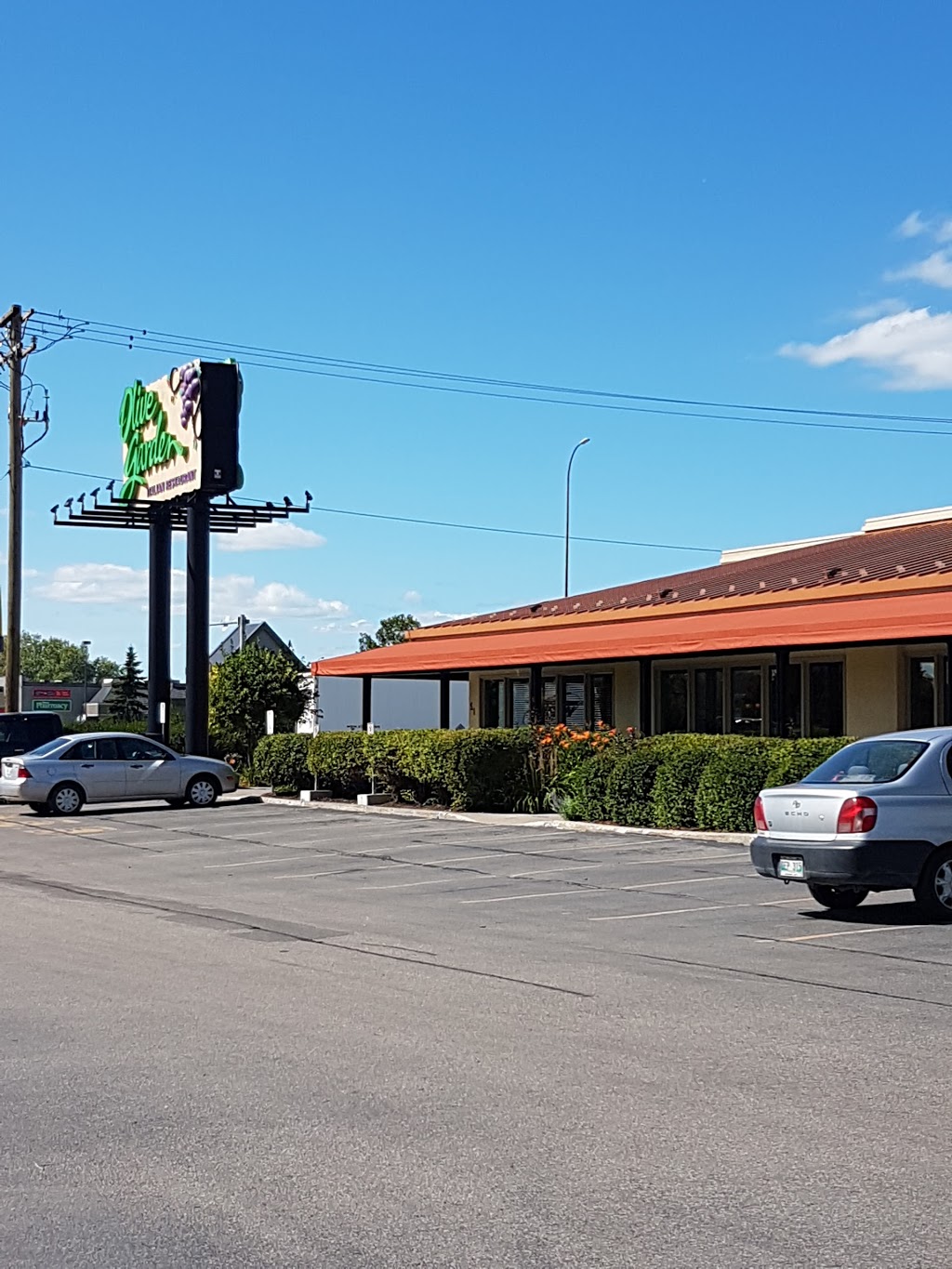 Olive Garden Italian Restaurant | 51 Reenders Dr, Winnipeg, MB R2C 5E8, Canada | Phone: (204) 661-8129