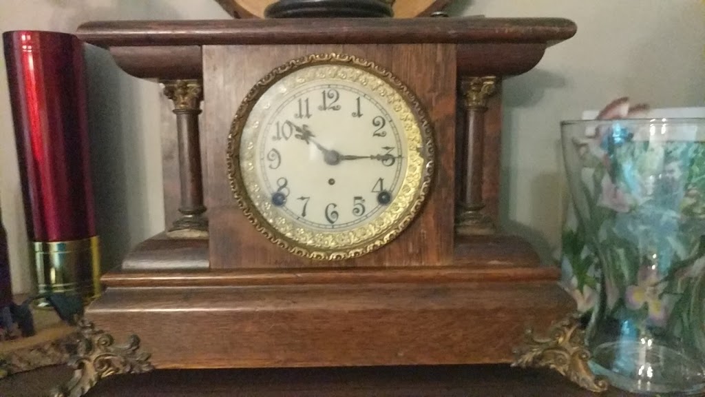 Evans Watch & Clock Repairs | 2551 Florence Lake Rd, Victoria, BC V9B 4H4, Canada | Phone: (250) 478-4145