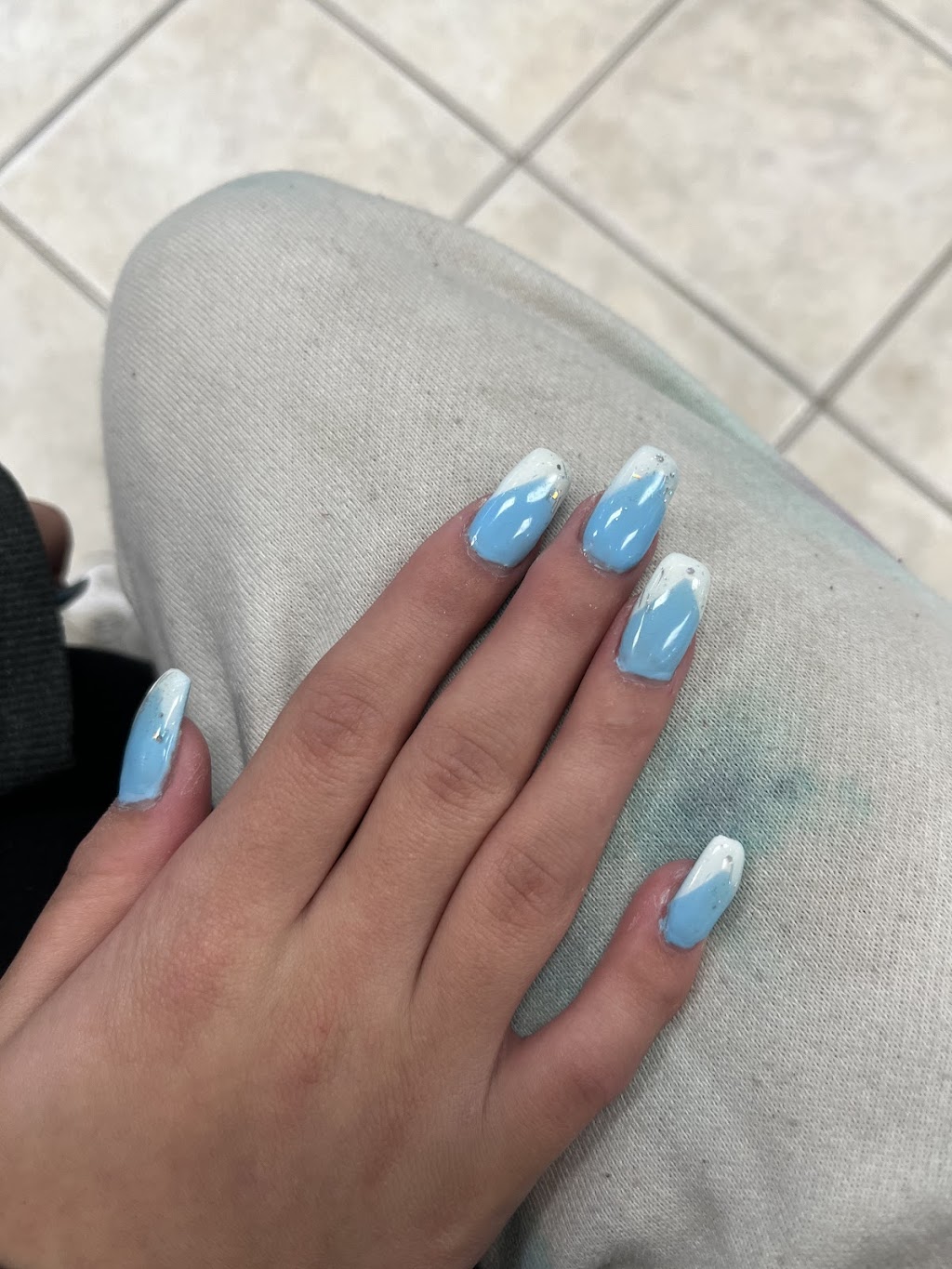 L & L Nails Salon | 1005 Ottawa St N #9, Kitchener, ON N2A 1H2, Canada | Phone: (519) 896-7122