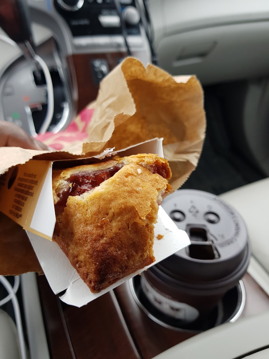 McDonalds | 1369 Harmony Rd N, Oshawa, ON L1H 7K5, Canada | Phone: (905) 436-6277