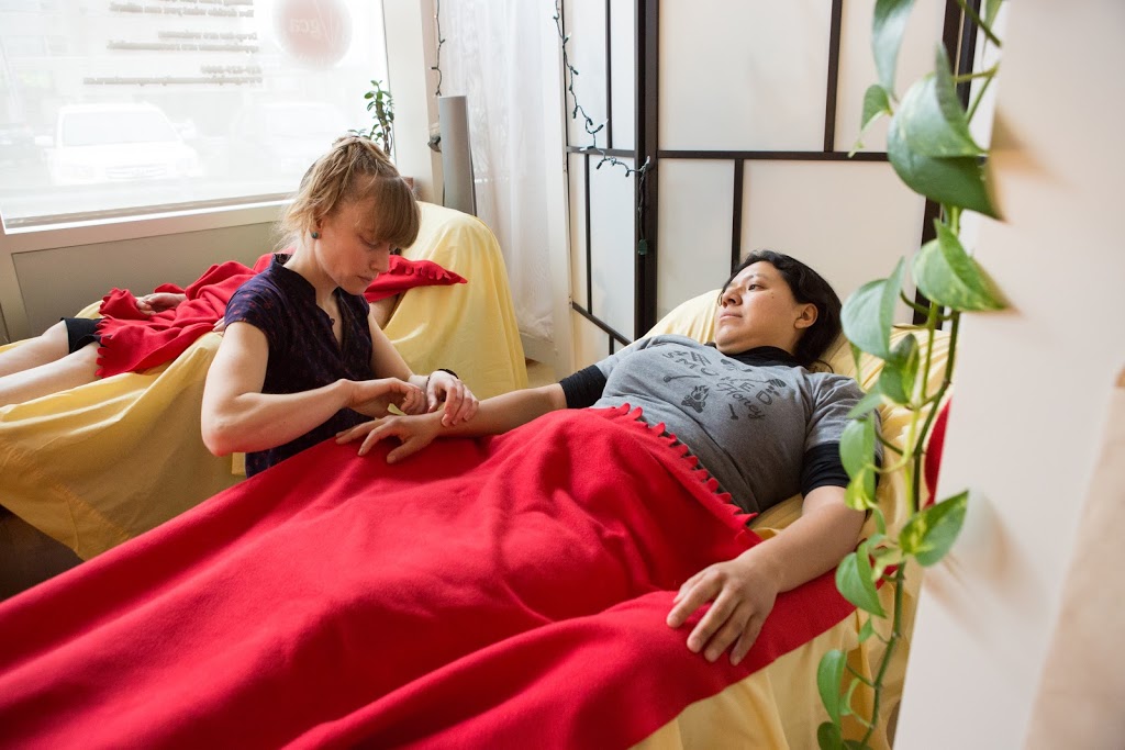 Guelph Community Acupuncture | 176 Wyndham St N #4, Guelph, ON N1H 8N9, Canada | Phone: (519) 829-3000