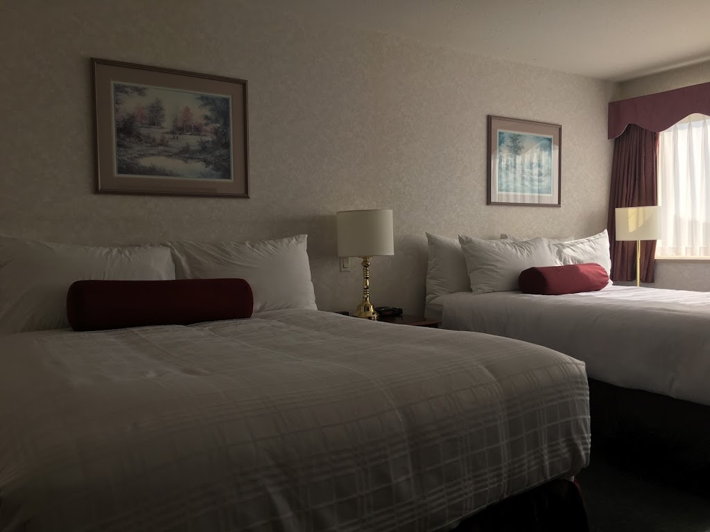 Coast Abbotsford Hotel & Suites | 2020 Sumas Way, Abbotsford, BC V2S 2C7, Canada | Phone: (604) 853-1880