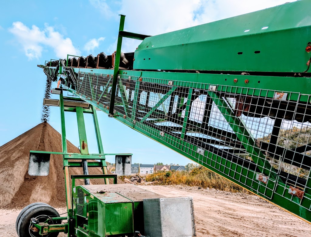 Glenn Windrem Trucking - Peterborough. Gravel Haulers & Float Se | 2411 Whittington Dr, Peterborough, ON K9J 0G5, Canada | Phone: (705) 741-4488
