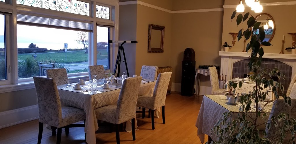 Dashwood | 1 Cook St, Victoria, BC V8V 3W6, Canada | Phone: (250) 385-5517