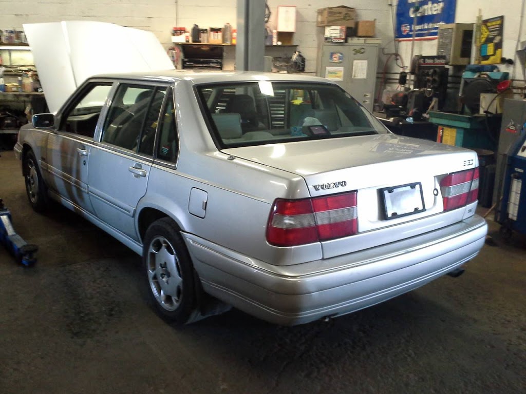 Kevins Auto Care Inc | 44 Cleopatra Dr, Nepean, ON K2G 0B3, Canada | Phone: (613) 226-1341