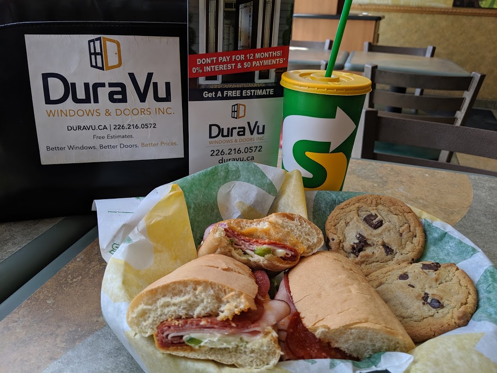 Subway | 4630-4680 Wyandotte St E, Windsor, ON N8Y 1H5, Canada | Phone: (519) 944-2416