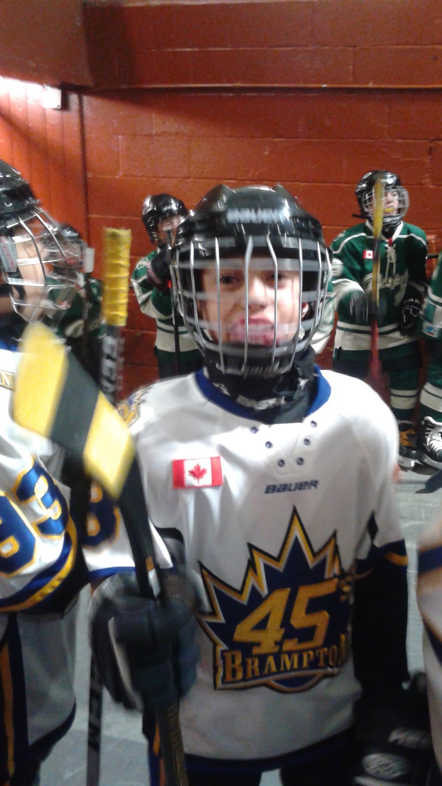 Brampton Memorial Arena | 69 Elliott St, Brampton, ON L6Y 1W2, Canada | Phone: (905) 874-2874