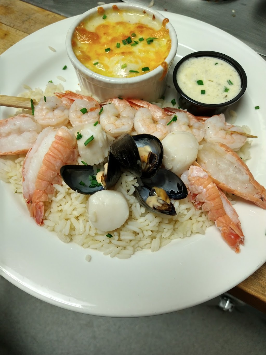 Bistro Lherbe Longue | 225 Rue du Golf, Cowansville, QC J2K 3G6, Canada | Phone: (450) 263-3131 ext. 224