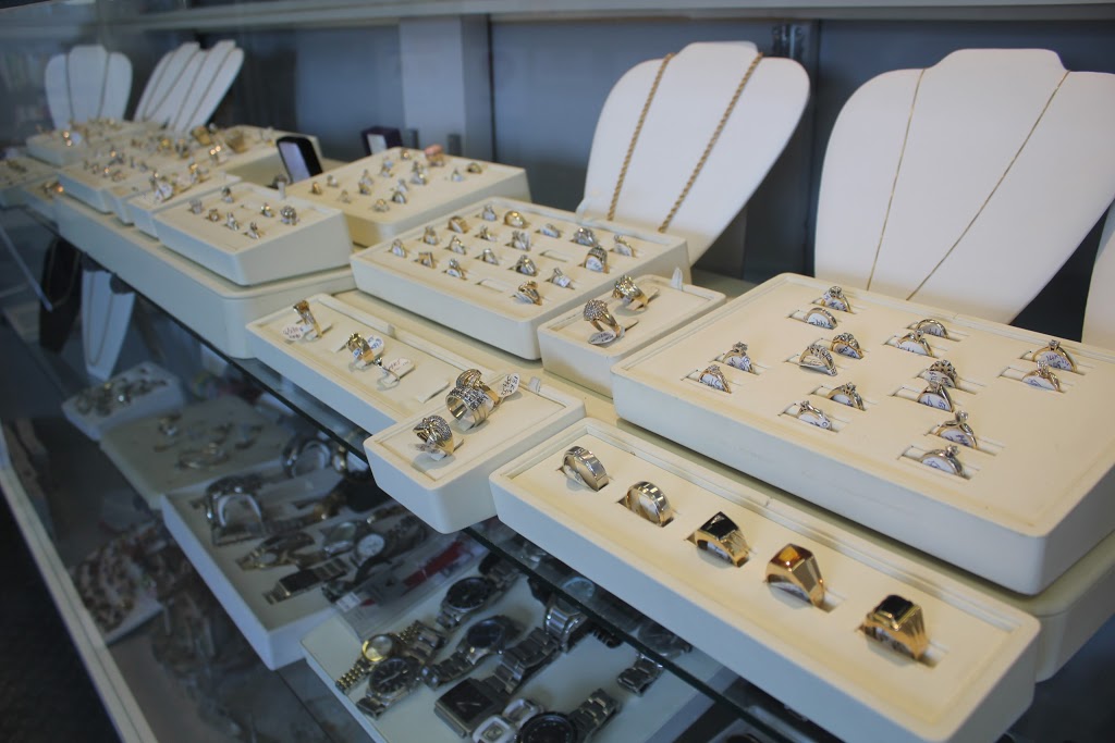 City Pawn & Sales Ltd | 305 McPhillips St, Winnipeg, MB R3E 3H9, Canada | Phone: (204) 774-2244
