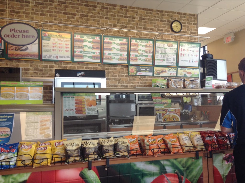 Subway | 1505 Aaron Dr #17, Pilot Butte, SK S0G 3Z0, Canada | Phone: (306) 585-3510