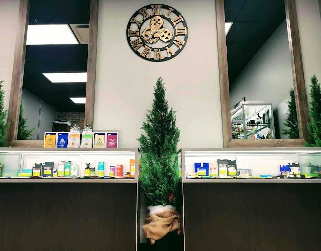 Canada Buds St. Catharines | 595 Carlton St, St. Catharines, ON L2M 4Y2, Canada | Phone: (905) 935-2102