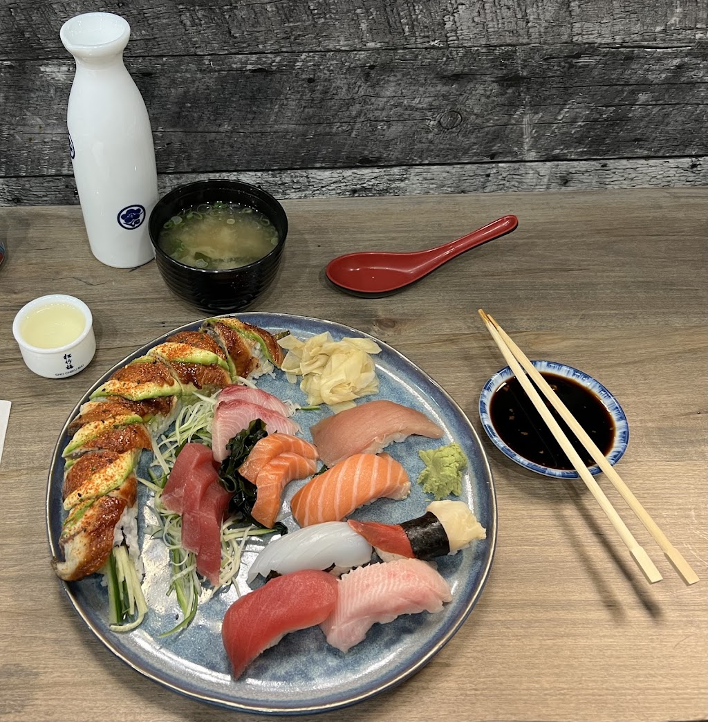 Dannys Sushi | 3643 Portage Rd #14, Niagara Falls, ON L2J 2K8, Canada | Phone: (289) 931-5501