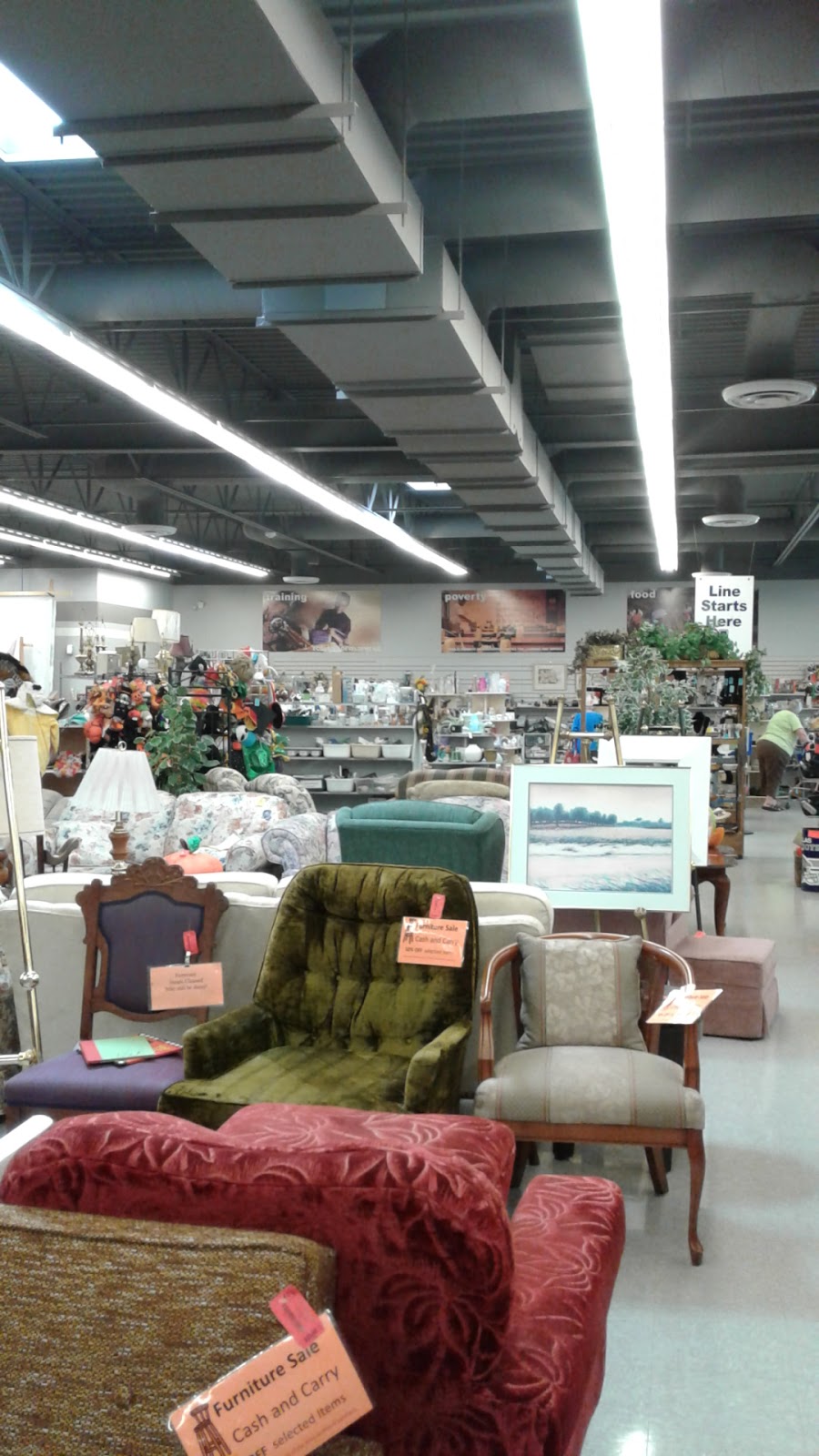 New Hamburg Thrift CTR | 41 Heritage Dr, New Hamburg, ON N3A 2J3, Canada | Phone: (519) 662-2867