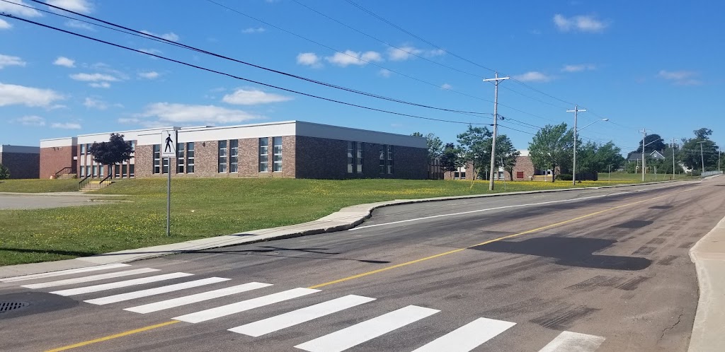 Colonel Gray Senior High School | 175 Spring Park Rd, Charlottetown, PE C1A 3Y8, Canada | Phone: (902) 368-6860