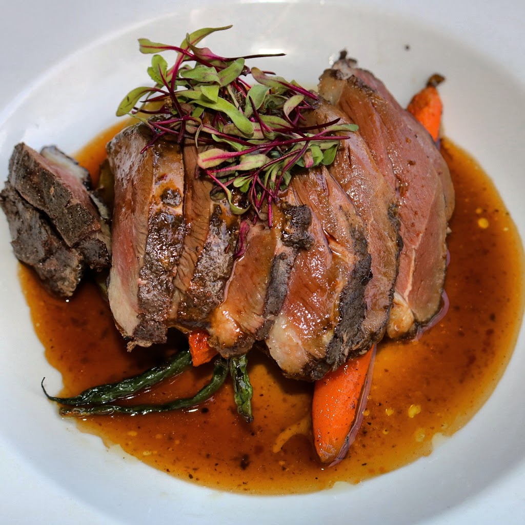 Pilsen Restaurant et Pub | 55 Rue Main, North Hatley, QC J0B 2C0, Canada | Phone: (819) 842-2971
