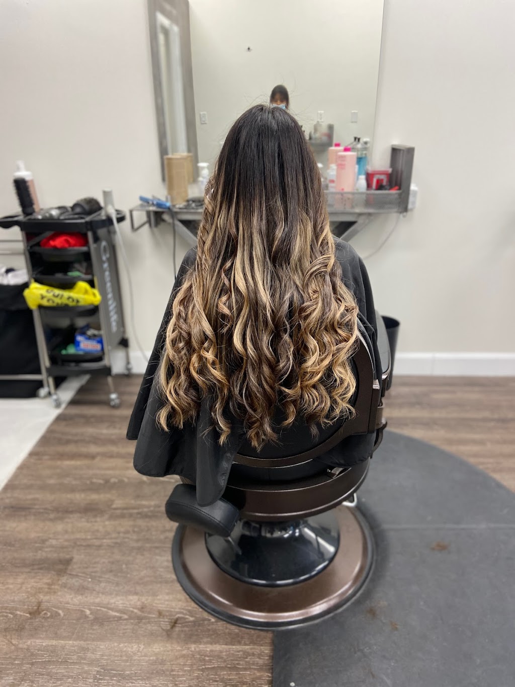 Atena Beauty | 9 Golden Trail, Vaughan, ON L6A 5A1, Canada | Phone: (647) 326-3828
