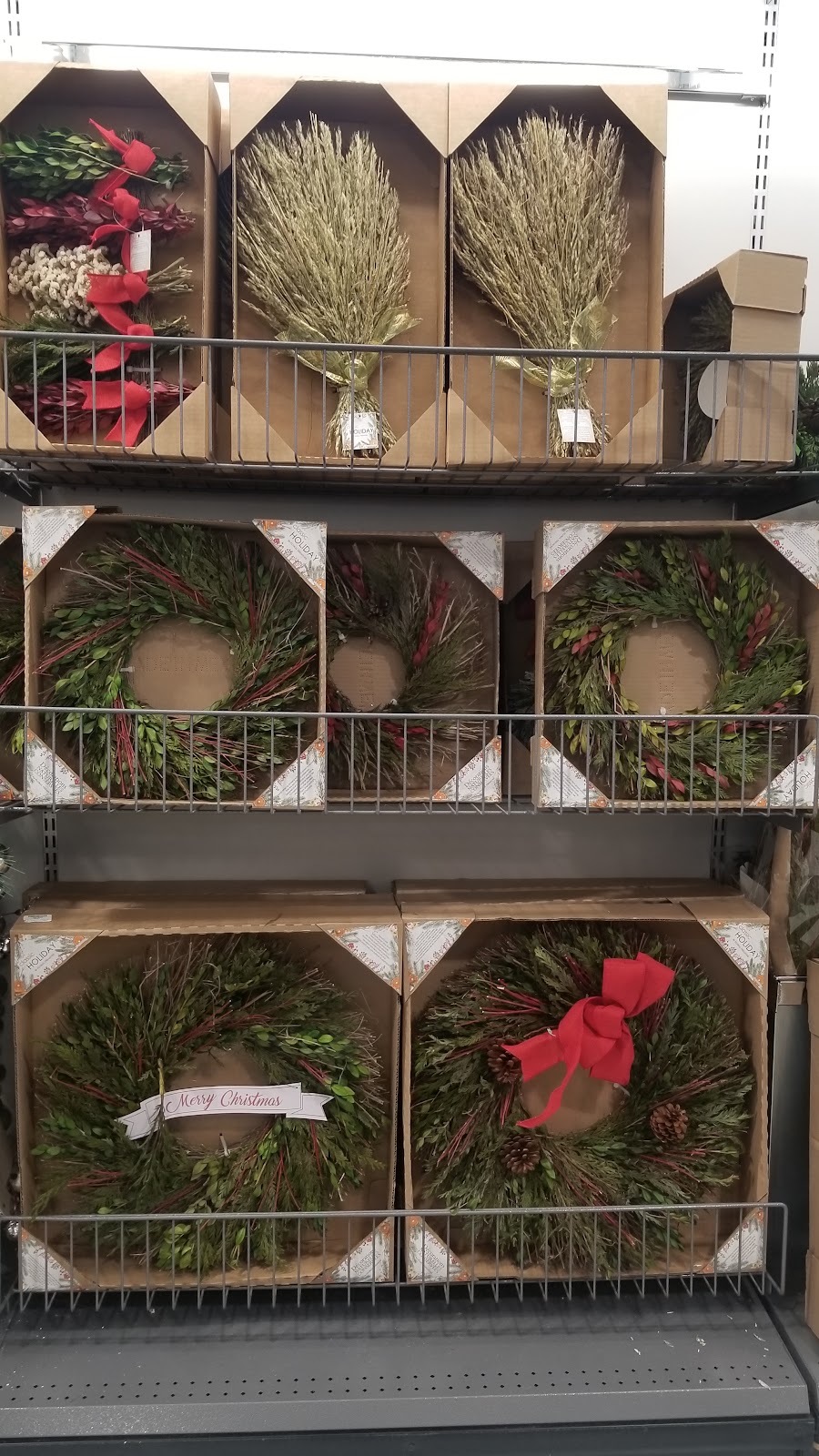 Winners & HomeSense | 6950 Island Hwy N, Nanaimo, BC V9V 1W3, Canada | Phone: (250) 390-1524