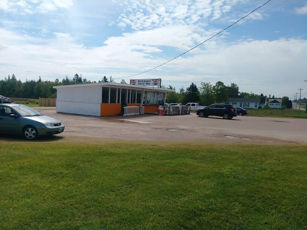 Richmond Dairy Bar | 31376 Western Rd, Wellington, PE C0B 1Y0, Canada | Phone: (902) 854-2249
