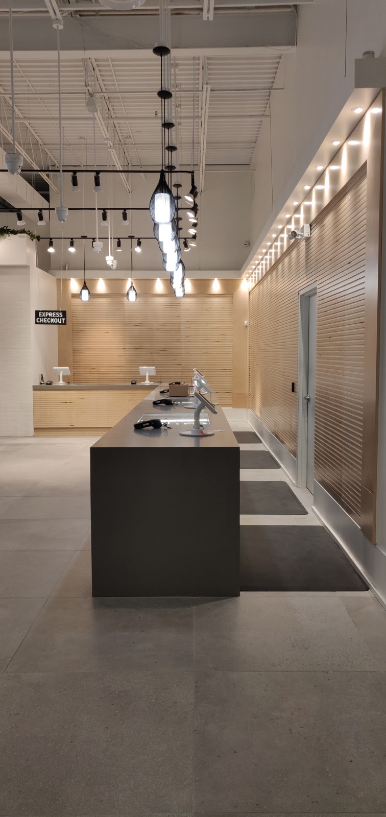 Highlife Cannabis Sudbury | 1299 Marcus Dr Unit 2, Sudbury, ON P3B 4K6, Canada | Phone: (705) 560-4455