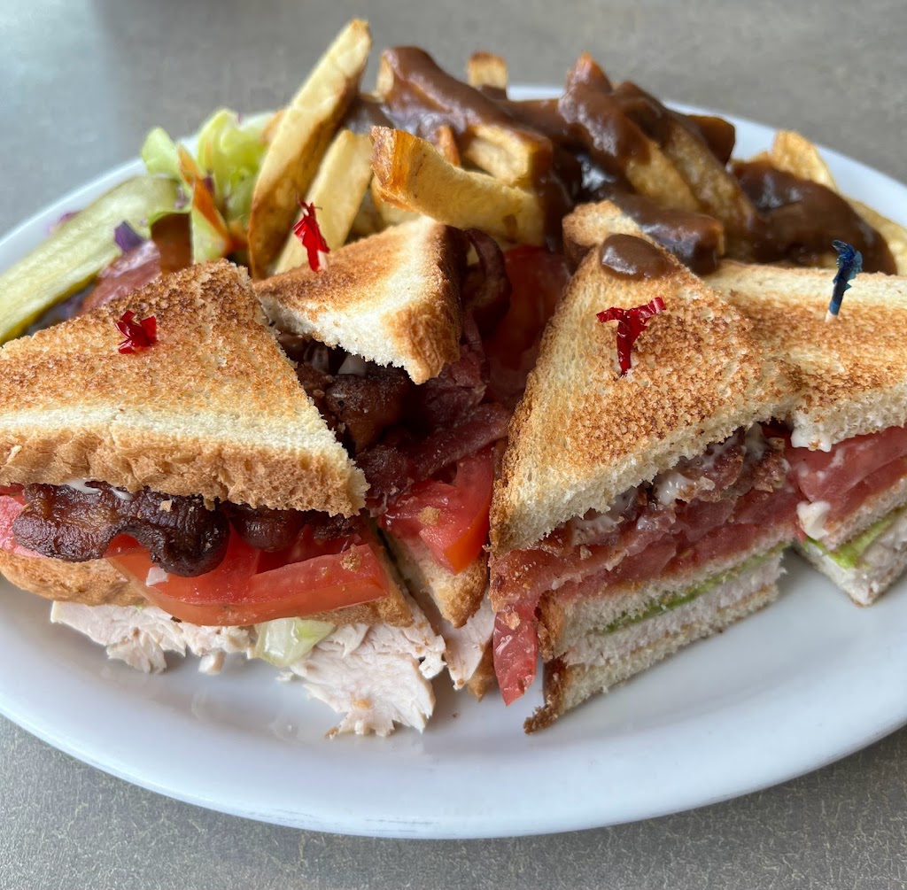 Harrys Restaurant | 16 Base Line Rd W, London, ON N6J 1V2, Canada | Phone: (519) 438-1360