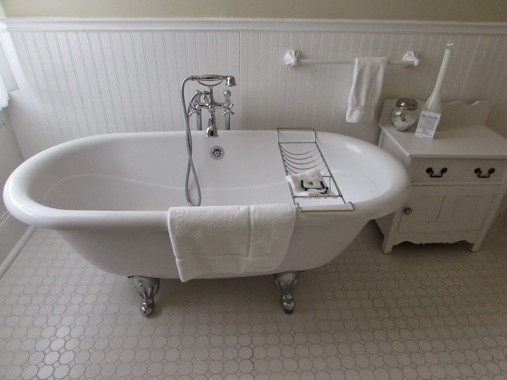 Telegraph House | 205 Main St, Port Stanley, ON N5L 1C4, Canada | Phone: (519) 782-3006