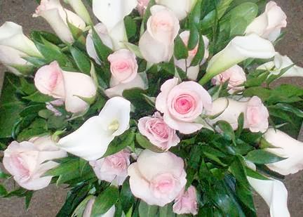 Barrie Flowers | 649 Yonge St, Barrie, ON L4N 4E7, Canada | Phone: (705) 722-7669