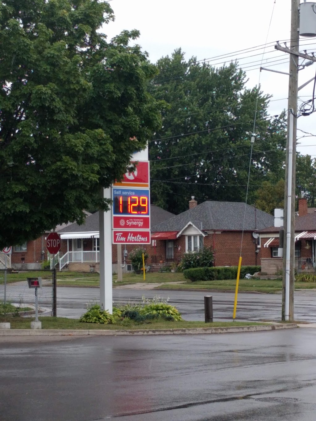 ESSO CIRCLE K | 1000 The Queensway, Etobicoke, ON M8Z 1P7, Canada | Phone: (416) 252-1933