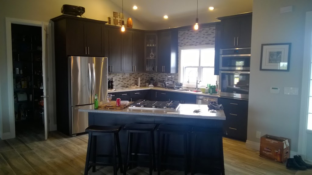 Omega Kitchens | 130 Guelph Ave, Cambridge, ON N3C 1A4, Canada | Phone: (519) 224-1675