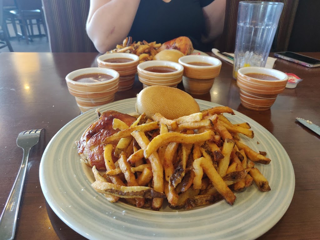 Swiss Chalet Rotisserie & Grill | 427 Norwich Ave, Woodstock, ON N4S 3W4, Canada | Phone: (519) 539-9881
