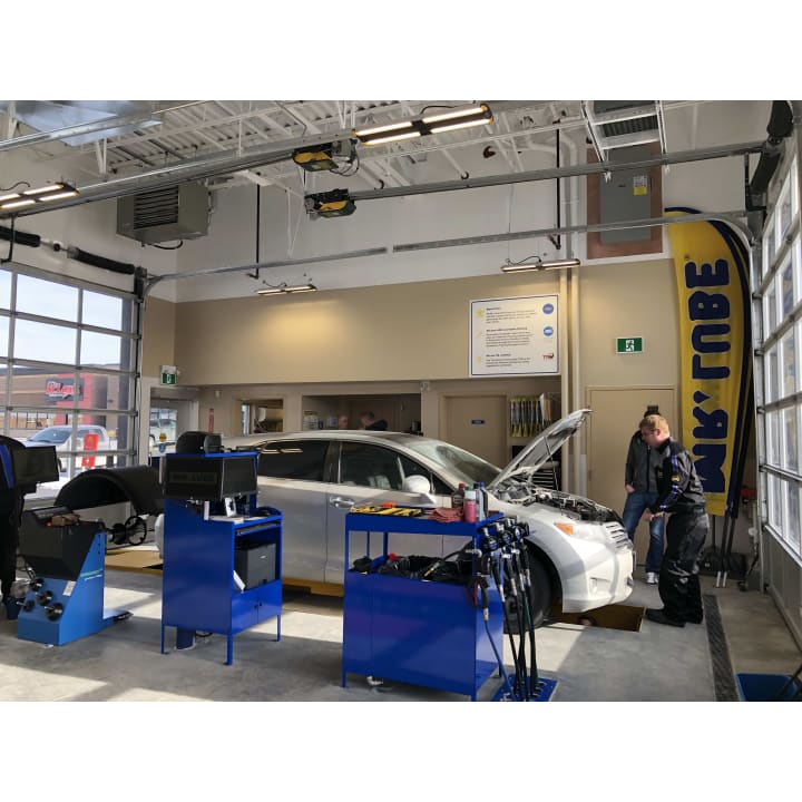 Mr. Lube | 515 Riddell Rd Unit 6, Orangeville, ON L9W 6X2, Canada | Phone: (519) 940-8290