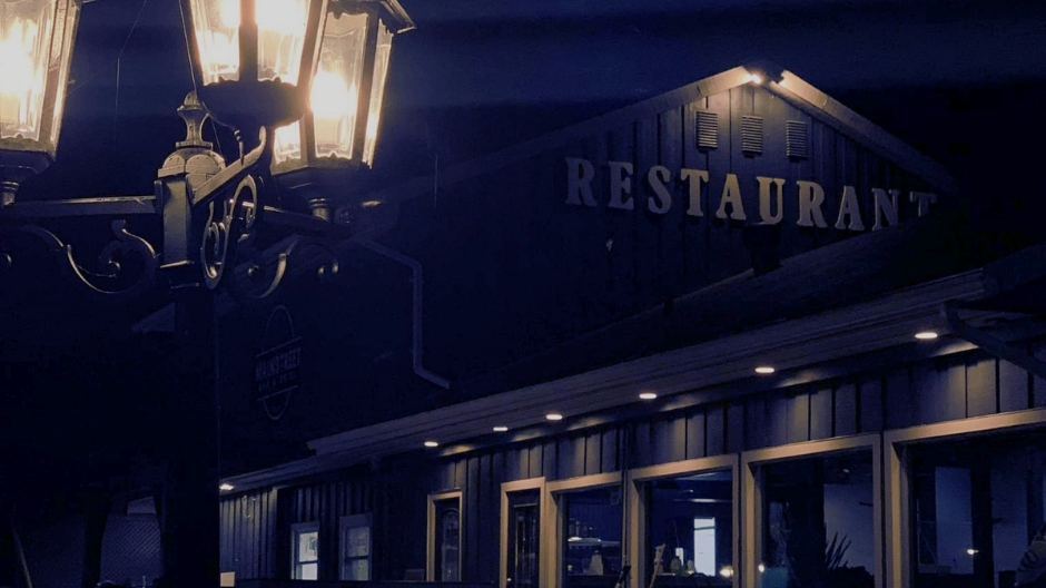 Mainstreet Bar & Grill | 1939 Lakehurst Rd, Buckhorn, ON K0L 1J0, Canada | Phone: (705) 657-9094