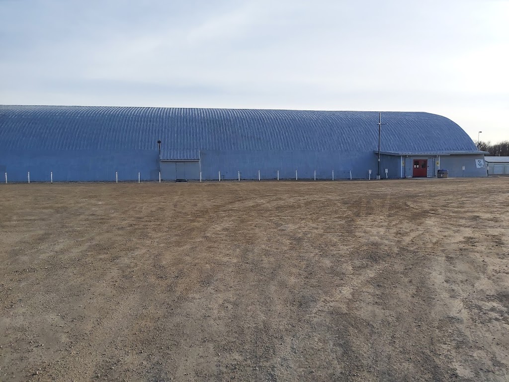 Lorette Community Complex | 1420 Dawson Rd, Lorette, MB R5K 0T3, Canada | Phone: (204) 878-2979