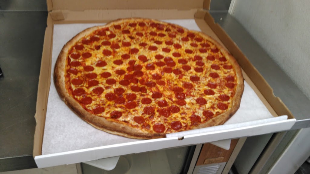 Sub Delicious | 15 Locust St, Lockport, NY 14094, USA | Phone: (716) 434-6667