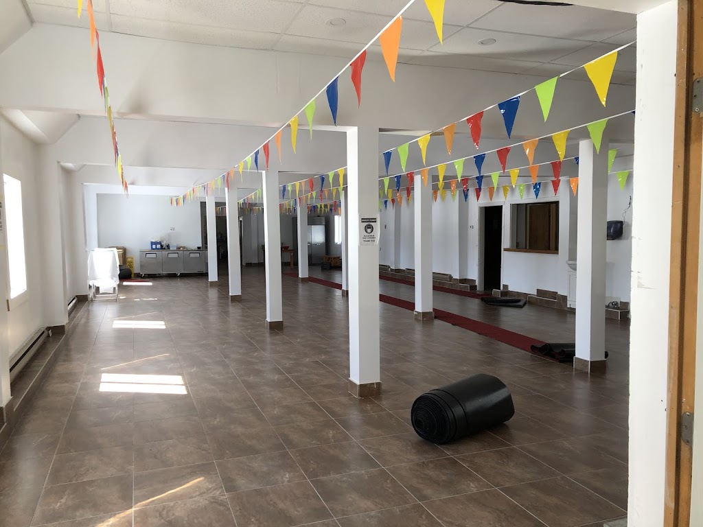 Gurdwara Sahib Vaudreuil-Dorion | 2970 Rte Harwood, Vaudreuil-Dorion, QC J7V 8P2, Canada | Phone: (450) 424-4433