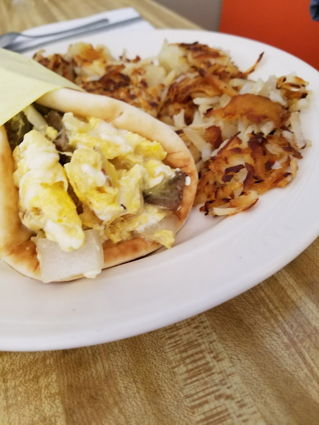 Rhodes Cafe | 1046 Lakeway Dr, Bellingham, WA 98229, USA | Phone: (360) 714-9743